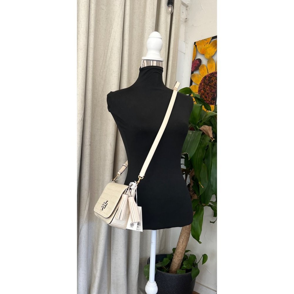 NWT!! TORY BURCH THEA FLAP CREAM EMBOSSED CROSSBODY BAG ♦️♦️ - Picture 14 of 17